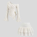 Ensemble femme élégant – haut asymétrique manches évasées + mini jupe à volants boutons dorés