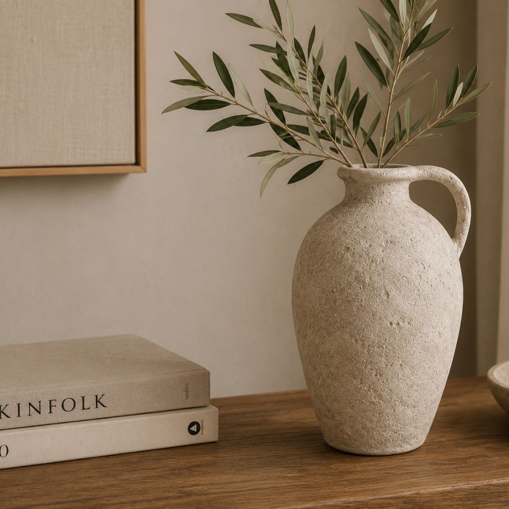 Vase Floral Artisanal en Poterie Rustique – Décoration Peinte à la Main pour Intérieur